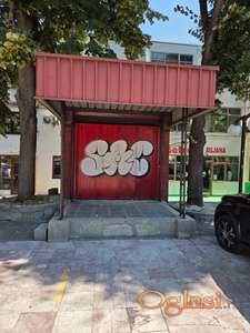 Lokal 9m2 u centru Novog Sada – Pogodno za kafić, šank ili brzu hranu